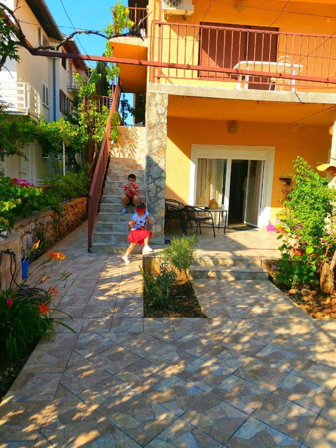 Apartman Arija-Pino ヴォディツェ エクステリア 写真